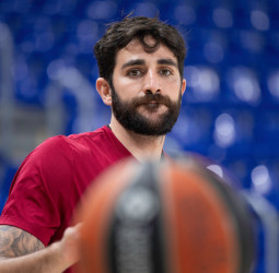 El Barcelona deja libre a Ricky Rubio