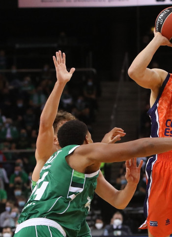 Sólido triunfo del Valencia Basket en la pista del Zalgiris Kaunas (82-94)