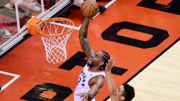 Los Raptors se estrenan en la serie tras dos prórrogas (112-118) [2-1]