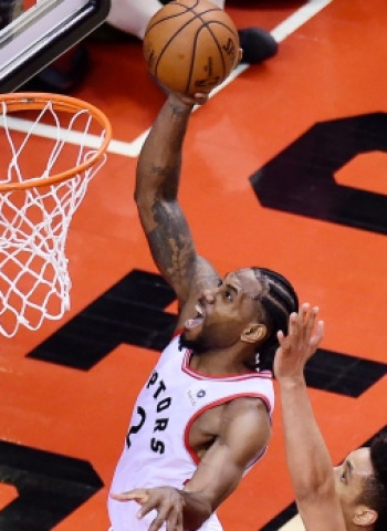 Los Raptors se estrenan en la serie tras dos prórrogas (112-118) [2-1]