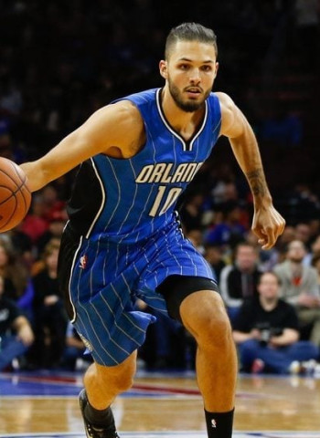 Paliza de los Magic a San Antonio y Minnesota puede con OKC