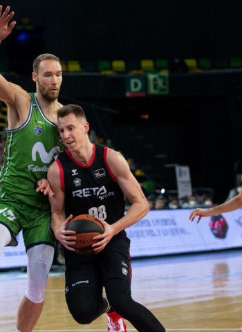 Arteaga da un agónico y valioso triunfo al Movistar Estudiantes (77-78)