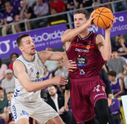 El Súper Agropal Palencia alcanza la Final Four mientras el Real Betis salva el primer match-ball