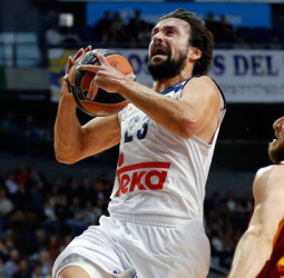 El Real Madrid vence al Galatasaray antes del Clásico (90-81)