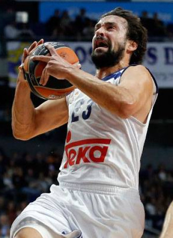 El Real Madrid vence al Galatasaray antes del Clásico (90-81)