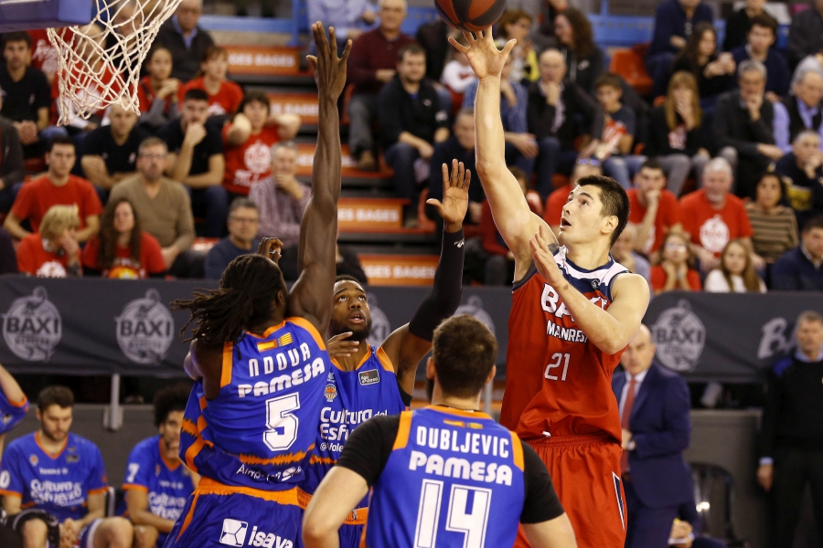 El triunfo en Manresa se le escapa al Valencia Basket en la última jugada (79-76)
