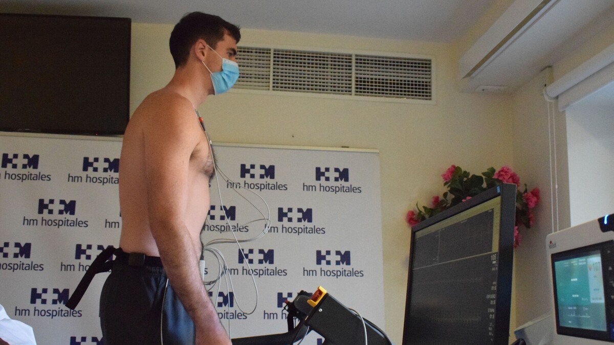 Jake Cohen pasa reconocimiento médico en HM Hospitales