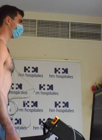 Jake Cohen pasa reconocimiento médico en HM Hospitales