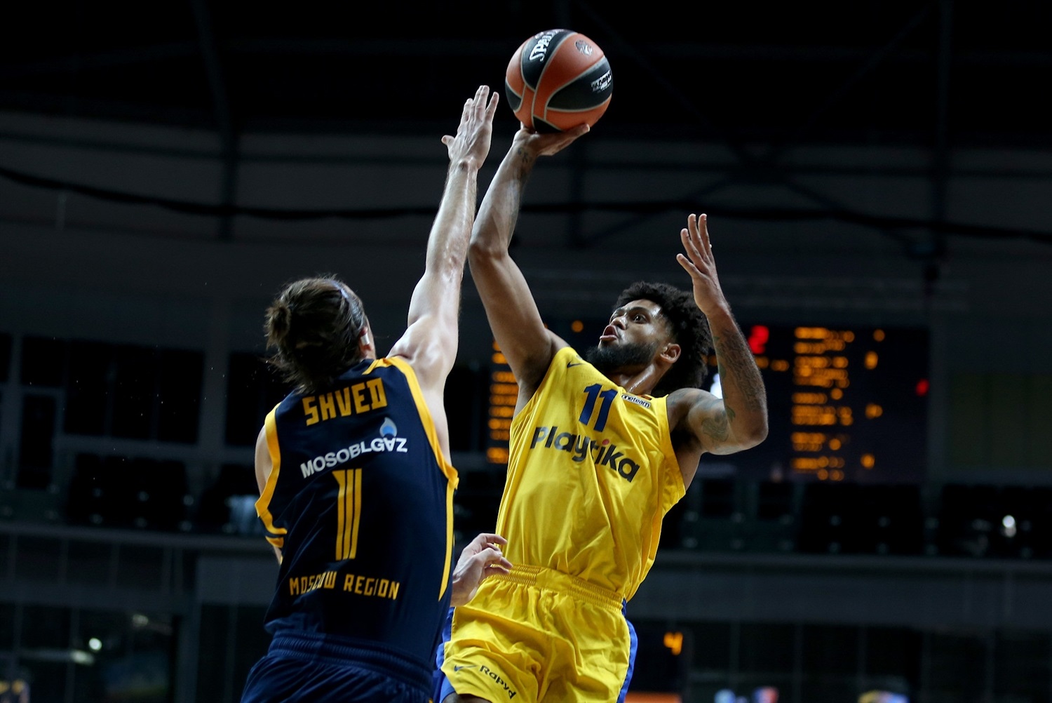 Dorsey lidera la victoria, en la prórroga, del Maccabi ante el Khimki (87-89)