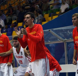 ¡Dos de dos! La U20 gana a Italia y sigue creciendo en Creta (83-72)