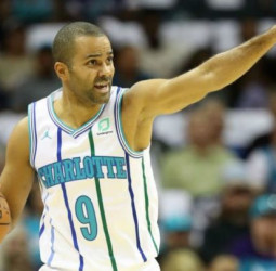 Tony Parker sopesa la retirada