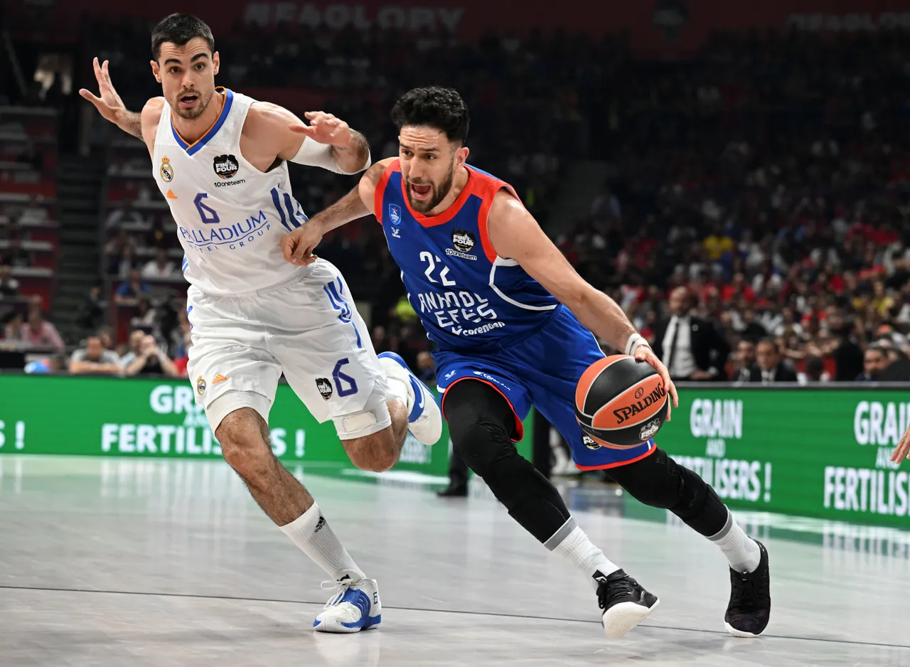 El Real Madrid muere en la orilla (57-58)