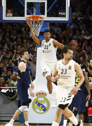 El Real Madrid raya la perfección ante el Fenerbahçe (101-86)