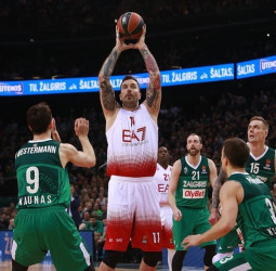 Miroslav Raduljica apunta de nuevo al baloncesto chino