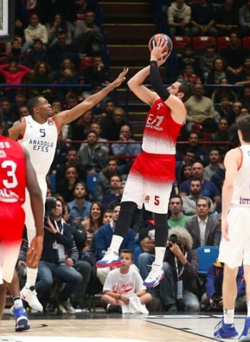 Armani Milán no cuenta con Gentile. Pistoia y Virtus Bolonia al acecho