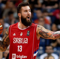 Donde jugará Miroslav Raduljica?
