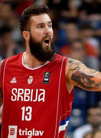 Donde jugará Miroslav Raduljica?