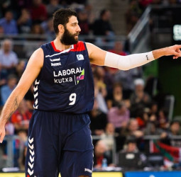 Ioannis Bourousis, jugador de la jornada 17