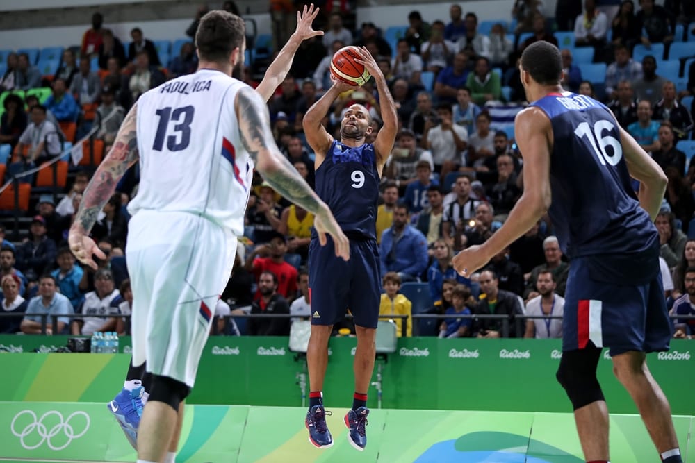 Francia se lleva un apasionante partido ante Serbia (76-75)