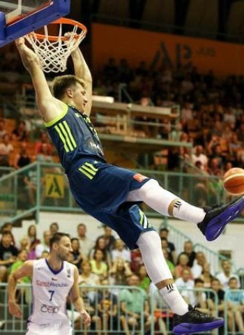 Eslovenia sigue generando expectativas a base de victorias