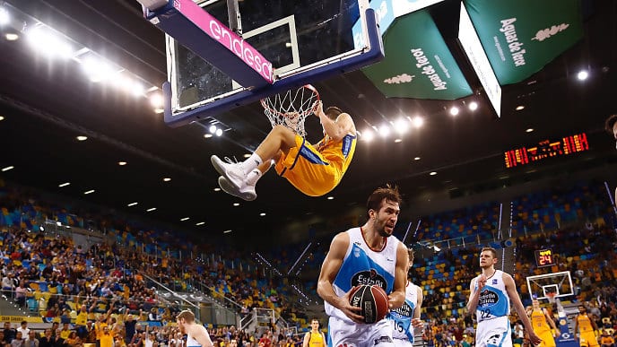 Herbalife Gran Canaria sentencia con un gran último cuarto (82-64)