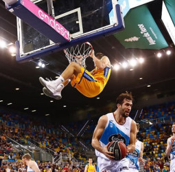 Herbalife Gran Canaria sentencia con un gran último cuarto (82-64)