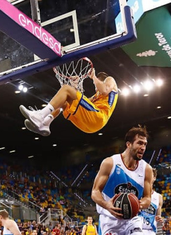 Herbalife Gran Canaria sentencia con un gran último cuarto (82-64)