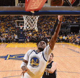 Kevon Looney ficha por los Pelicans: dos años y 16 millones para el tricampeón NBA