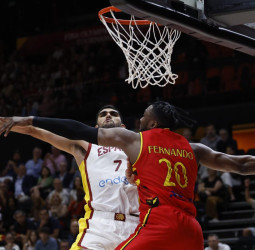 Trabajada victoria de España sobre Angola, 89-81