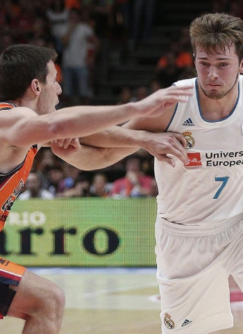 Valencia y Real Madrid nos ofrecen un partidazo con victoria blanca (82-86)