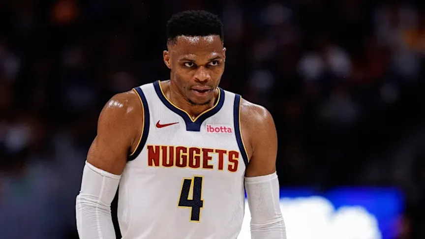 Los Kings toman la delantera por Russell Westbrook