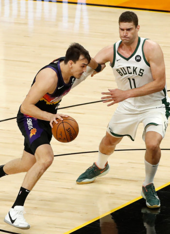 Dario Saric se rompe la rodilla derecha