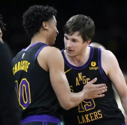 No juegan ni LeBron ni Davis, no hay problema, tenemos a Reaves