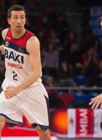 El BAXI Manresa logra un triunfo agónico en Vitoria (79-80)