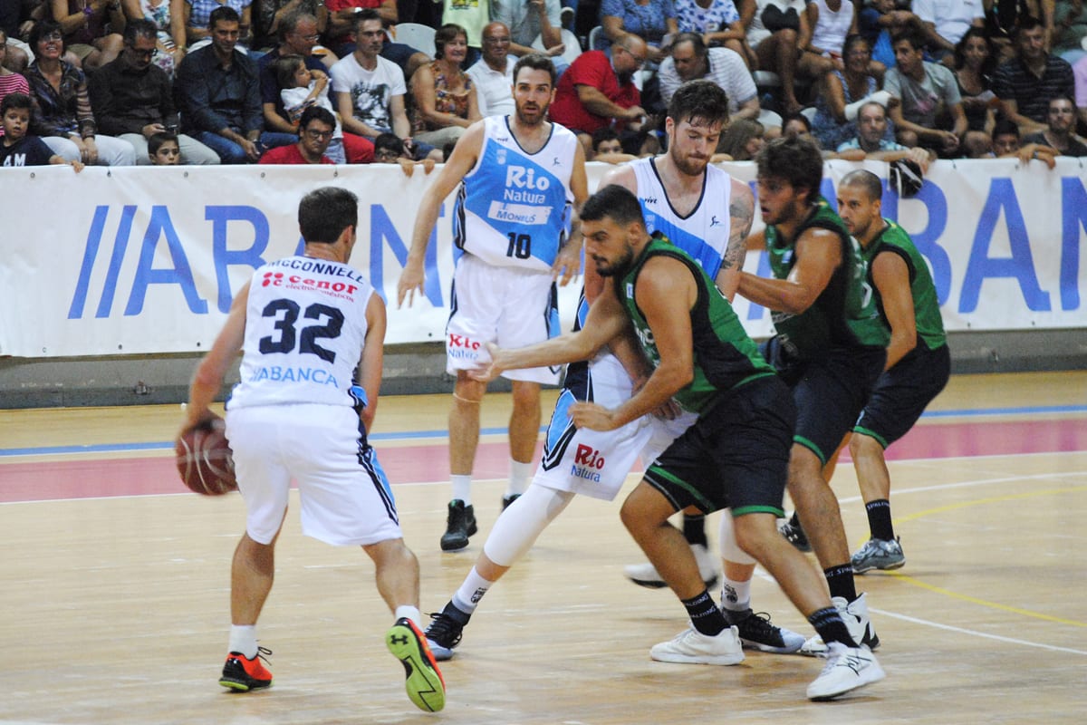 El Rio Natura Monbus Obradoiro se impone en el Memorial Quino Salvo (77-69)