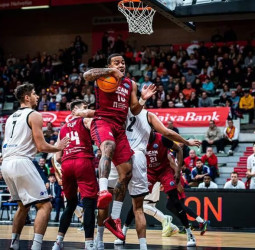 El UCAM Murcia se afianza en el primer lugar de su grupo, 87-75