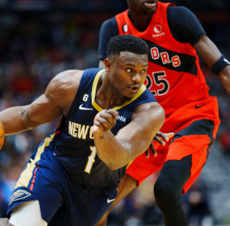 Zion Williamson vuela, los New Orleans Pelicans vuelan