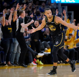 [1-0] Los Warriors golpean primero (107-123)