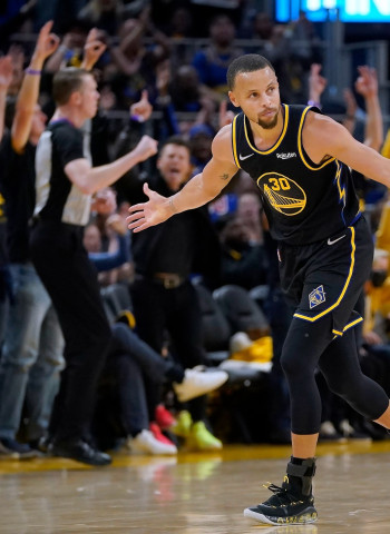 [1-0] Los Warriors golpean primero (107-123)