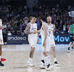 Deck vuelve a ser el salvador del Real Madrid, 95-92