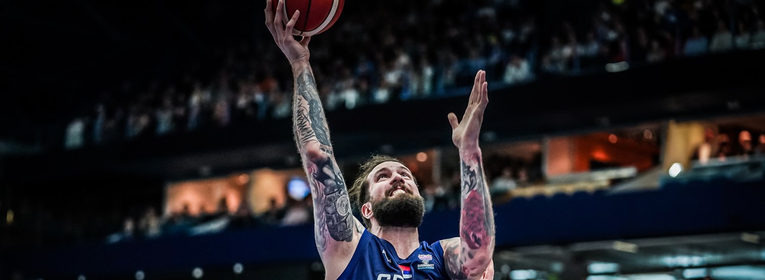 Serbia gana de forma convincente a Finlandia