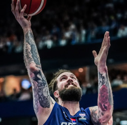Serbia gana de forma convincente a Finlandia