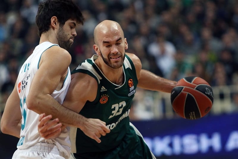 El Madrid pierde en Atenas en los últimos segundos (82-80)