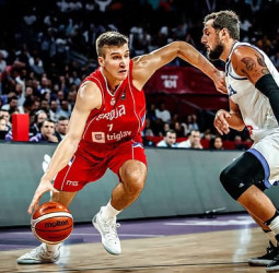 Serbia completa las semifinales (67-83)