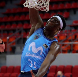 Ángel Delgado jugará en el Bilbao Basket
