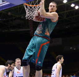 Ondrej Balvin y Dejan Musli, nombres para la futura pintura del Unicaja Málaga
