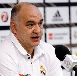 Laso reconoce que el Real Madrid peina el mercado en busca de un pívot