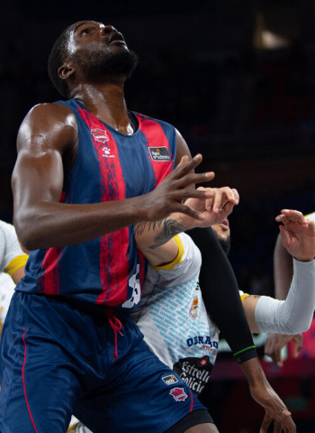 Baskonia se hace grande y vence ante su afición (91-70)