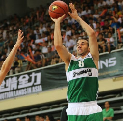 Vladimir Jankovic, objetivo del AEK Atenas