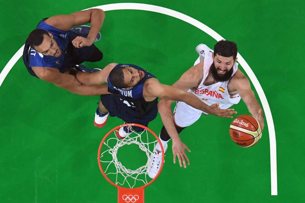 Los Chicago Bulls pretenden que Mirotic no vaya al Eurobasket